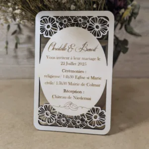 Faire-part mariage en bois floral personnalisé