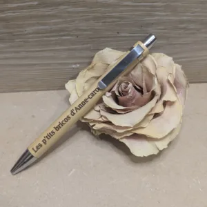 Stylo personnalisé avec texte – Élégant, utile et unique